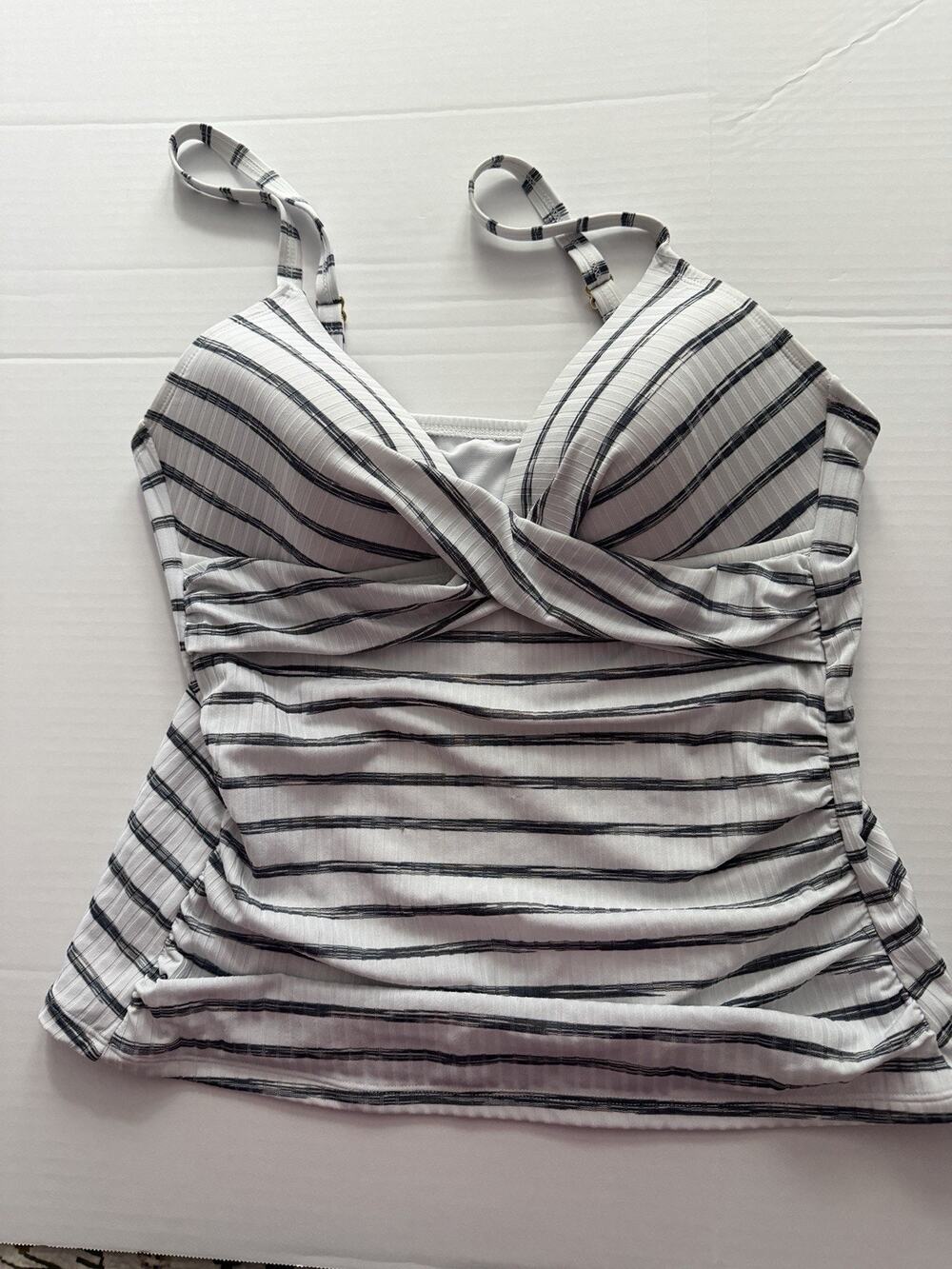 Freshwater twist-front tankini top black and white stripe With Molded Cups